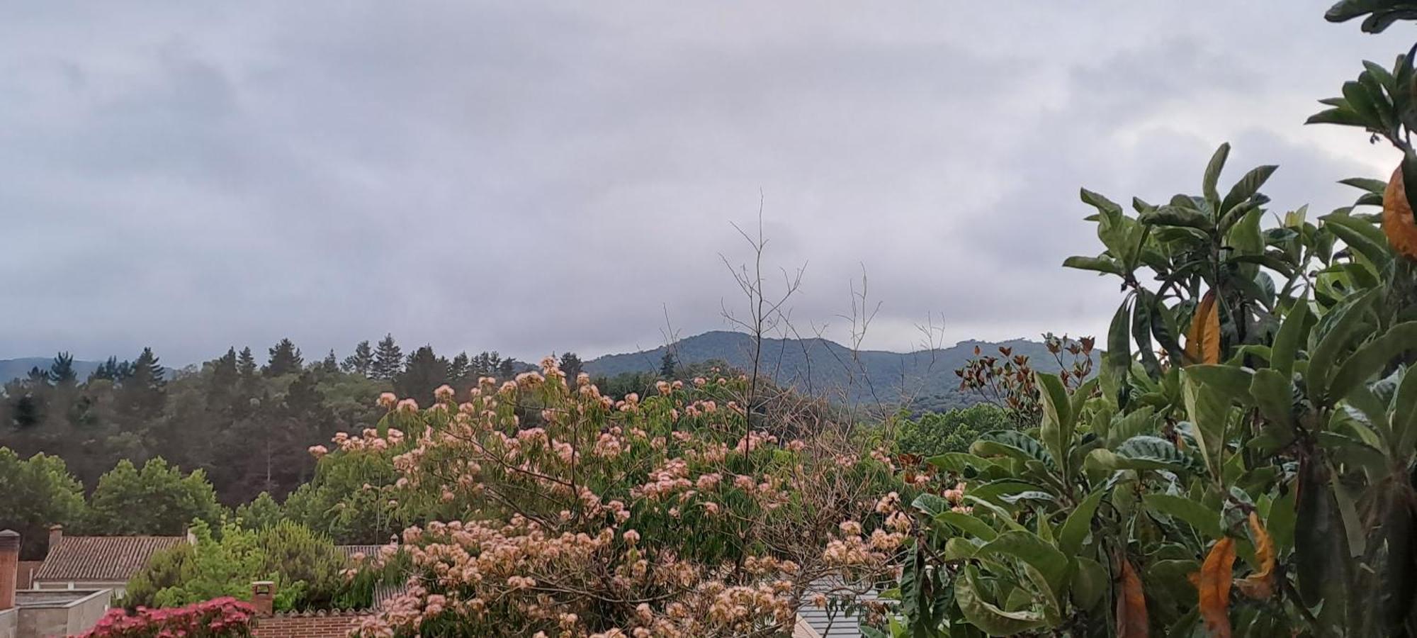 Chalet Entre Parques Naturales Vallgorguina ภายนอก รูปภาพ